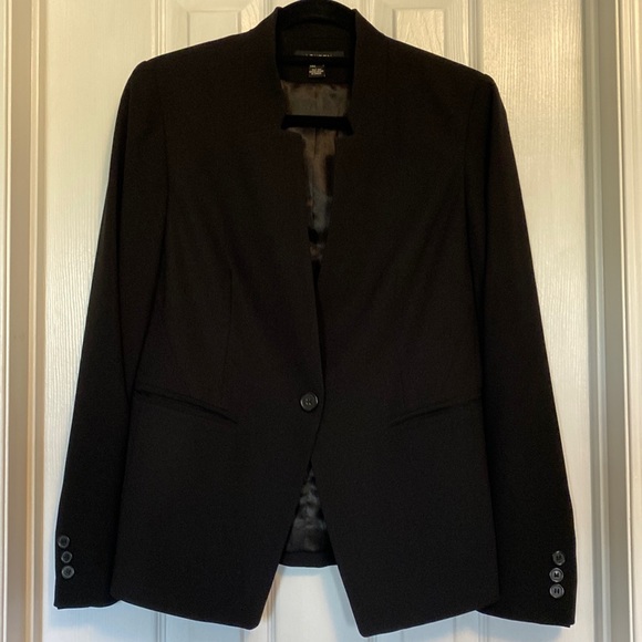 BOGO FREE Black Blazer - Picture 1 of 6